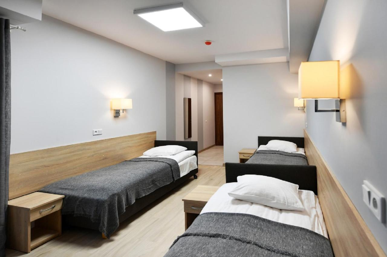 Fotex Bed and Breakfast Ząbki Exteriör bild