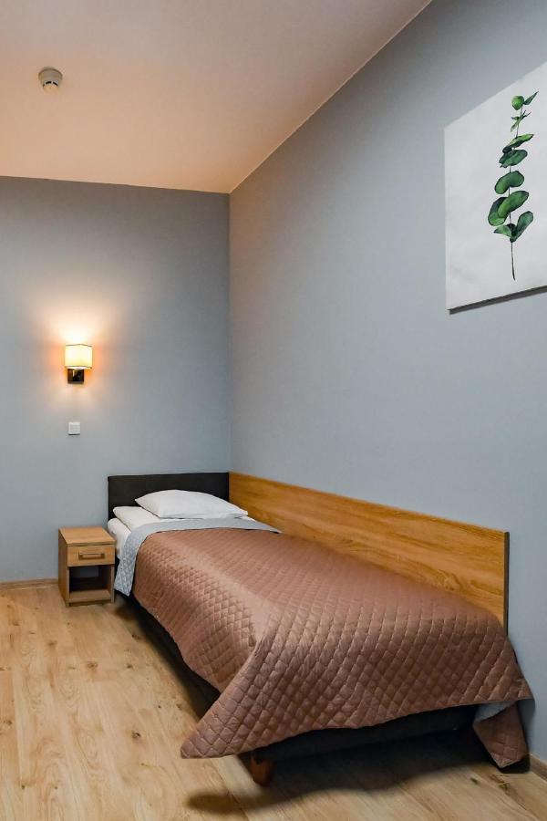 Fotex Bed and Breakfast Ząbki Exteriör bild