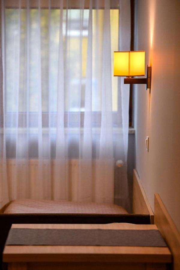 Fotex Bed and Breakfast Ząbki Exteriör bild